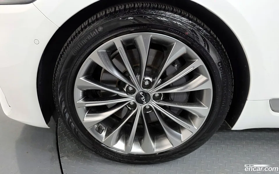 Kia K9 3.8 GDI AWD 2022 — миниатюра 5