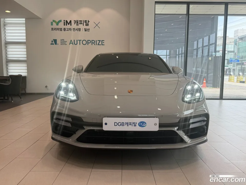 Porsche Panamera (971) 4.0 S E- 2023 — миниатюра 3