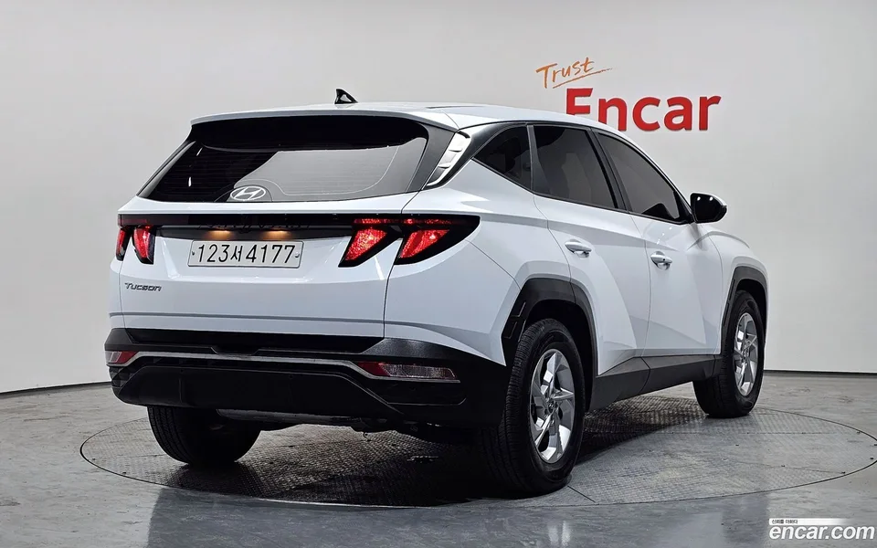 Hyundai Tucson 1.6 2WD 2022 — миниатюра 2