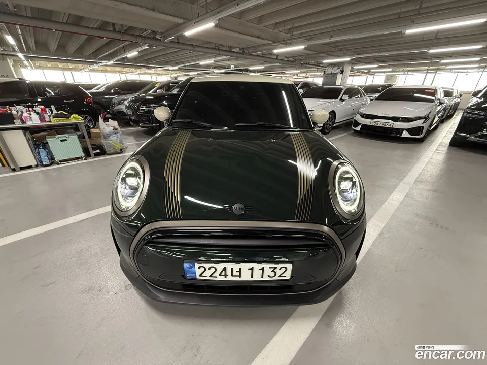 MINI Cooper 5 2022 — миниатюра 3