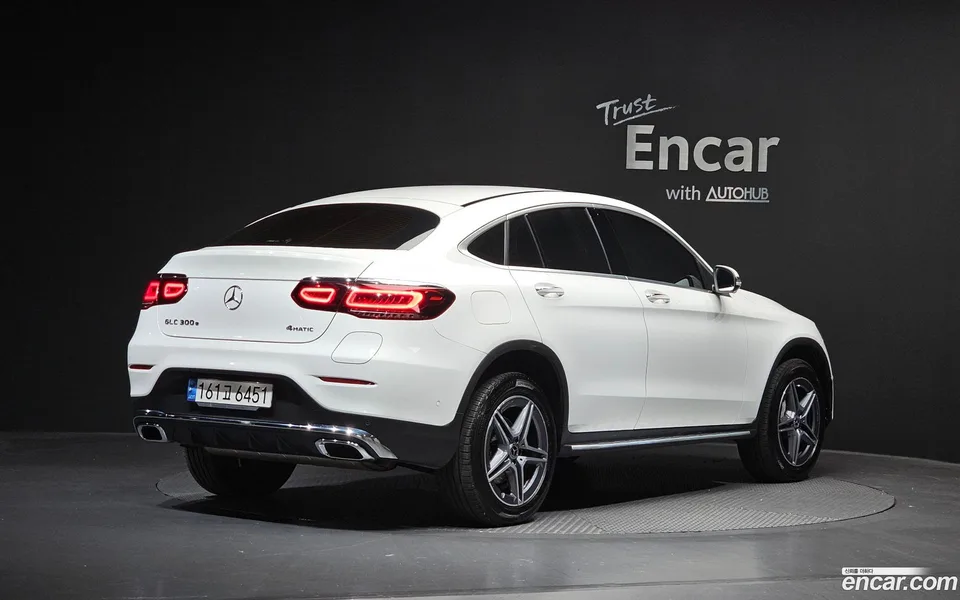 Mercedes-Benz GLC-Class GLC300e 4MATIC 2022 — миниатюра 2