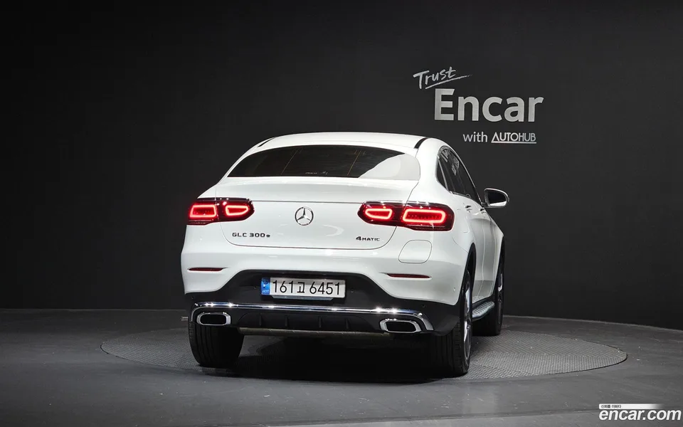 Mercedes-Benz GLC-Class GLC300e 4MATIC 2022 — миниатюра 4