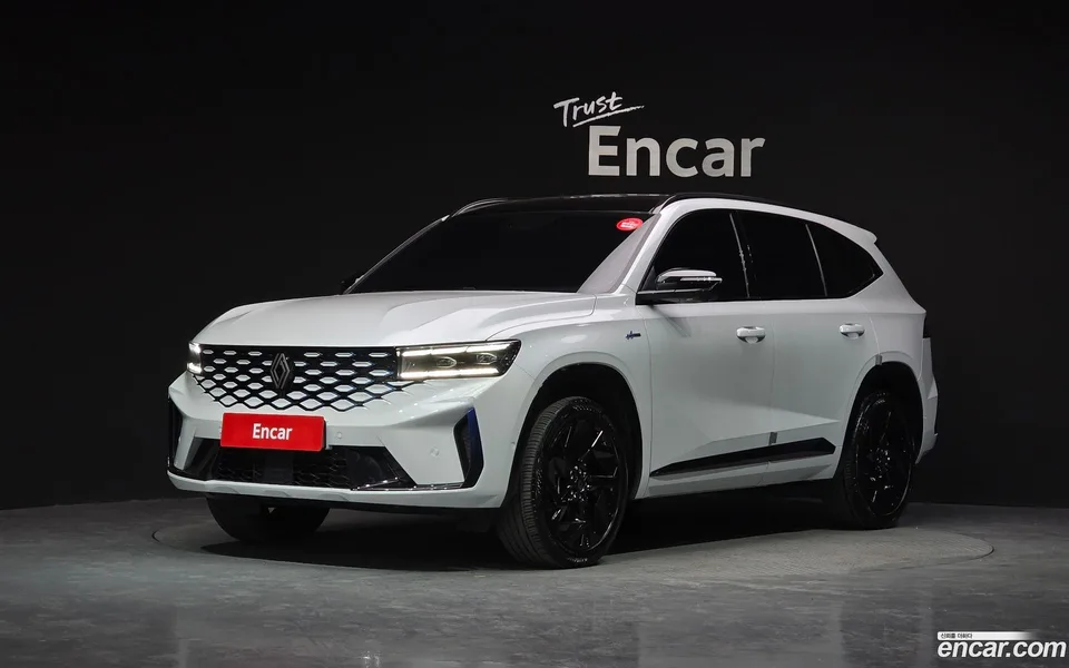 Renault Samsung Grand Koleos 1.5 E-TECH 2WD 2024 — фото 1, купить с доставкой в Москву