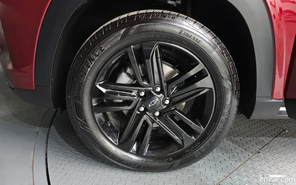 Chevrolet Trax Crossover 1.2 ACTIV 2023 — миниатюра 5