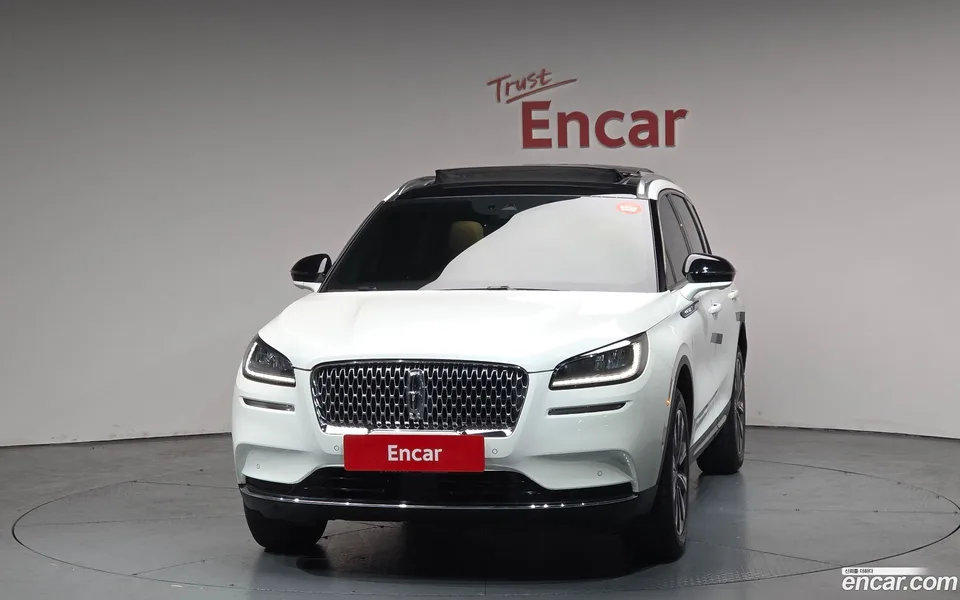 Lincoln Corsair 2.0 AWD 2022 — миниатюра 3