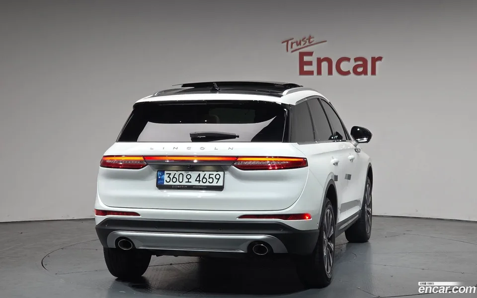 Lincoln Corsair 2.0 AWD 2022 — миниатюра 4