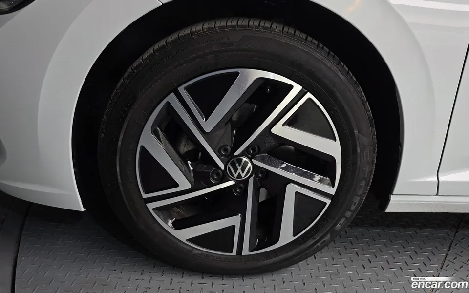 Volkswagen Jetta 1.5 TSI 2024 — миниатюра 5