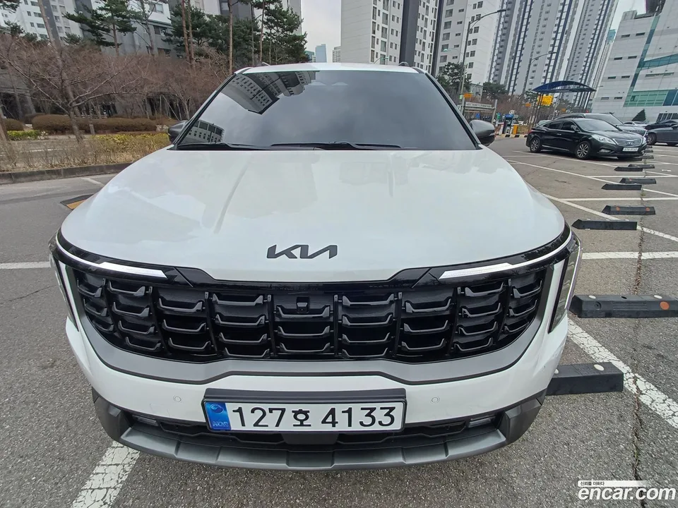 Kia Carnival 7 X Line 2026 — фото 1, купить с доставкой в Москву