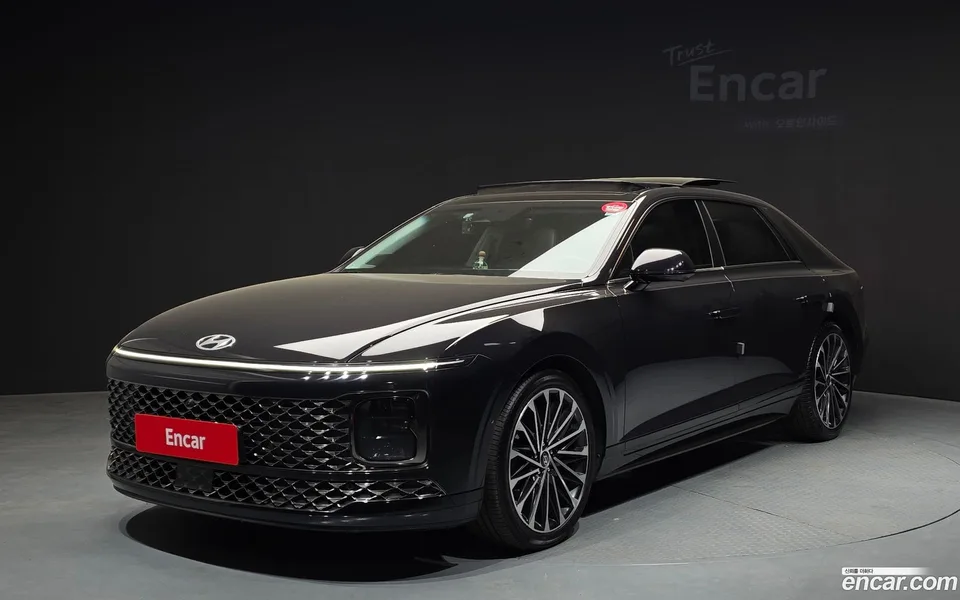 Hyundai Grandeur 2.5 2WD 2023 — фото 1, купить с доставкой в Москву