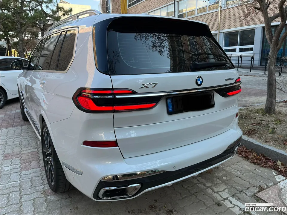 BMW X7 xDrive 40i M 7 2025 — миниатюра 2