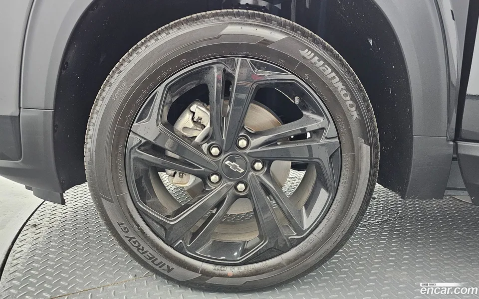 Chevrolet Trailblazer 1.3 4WD 2023 — миниатюра 5