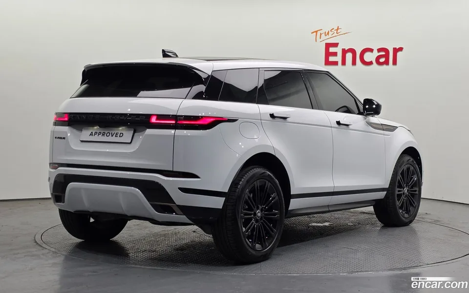 Land Rover Range Rover Evoque P250 SE 2025 — миниатюра 2