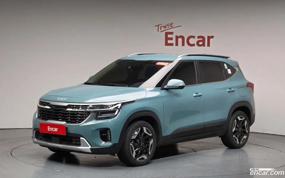 Kia Seltos 1.6 2WD 2025 — фото 1, купить с доставкой в Москву