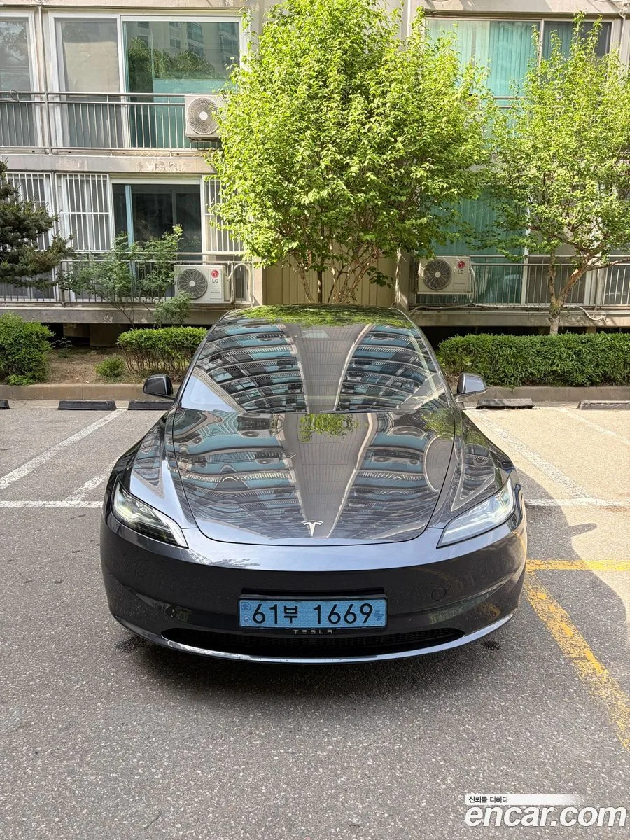 Tesla Model 3 AWD 2024 — миниатюра 3