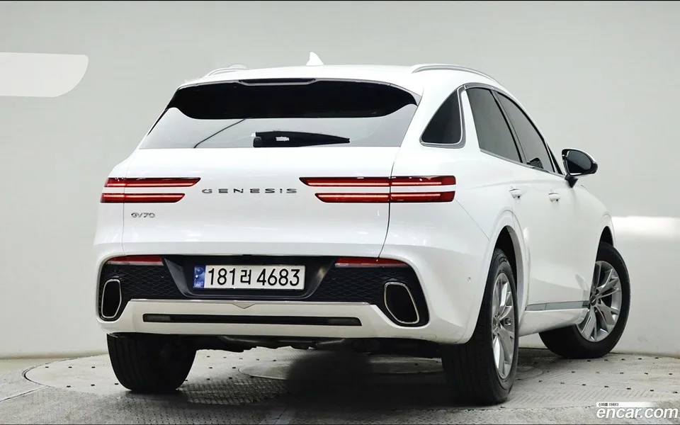 Genesis GV70 2.5T 2WD 2024 — миниатюра 4