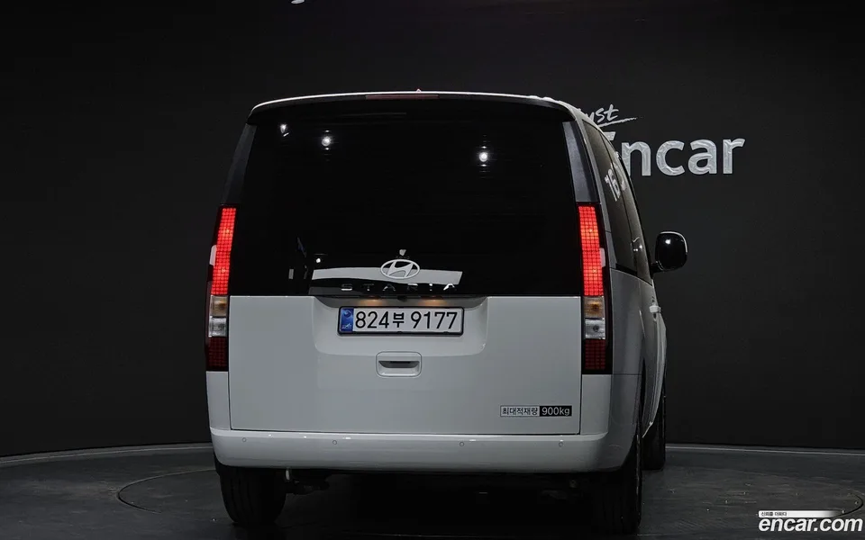 Hyundai Staria L3.5 3 2025 — миниатюра 4