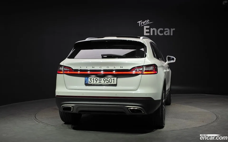 Lincoln 1 2.7 202A AWD 2022 — миниатюра 4