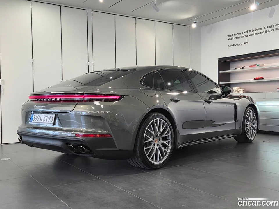 Porsche Panamera (976) 2.9 AWD E- 2025 — миниатюра 2