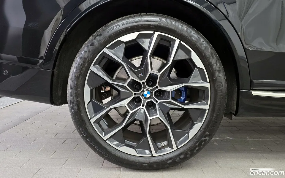 BMW X7 xDrive 40i M 6 2025 — миниатюра 5