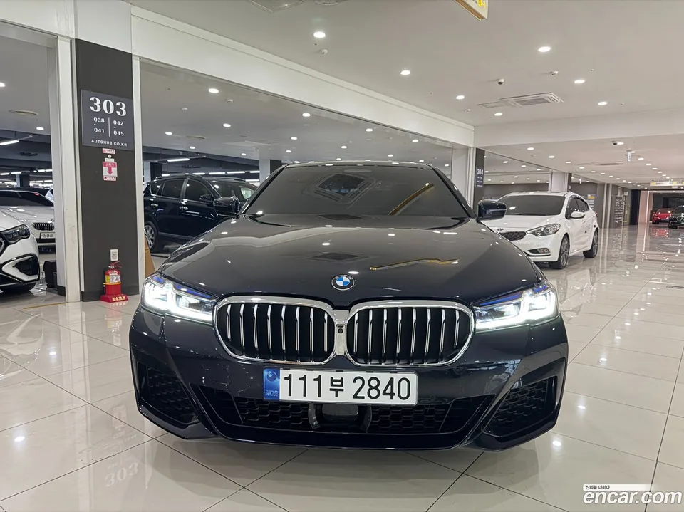 BMW 5 Series 530i M 2023 — миниатюра 3