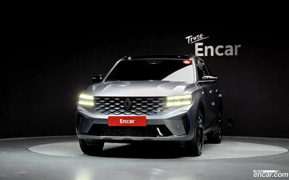 Renault Samsung Grand Koleos 1.5 E-TECH 2WD 2024 — миниатюра 3