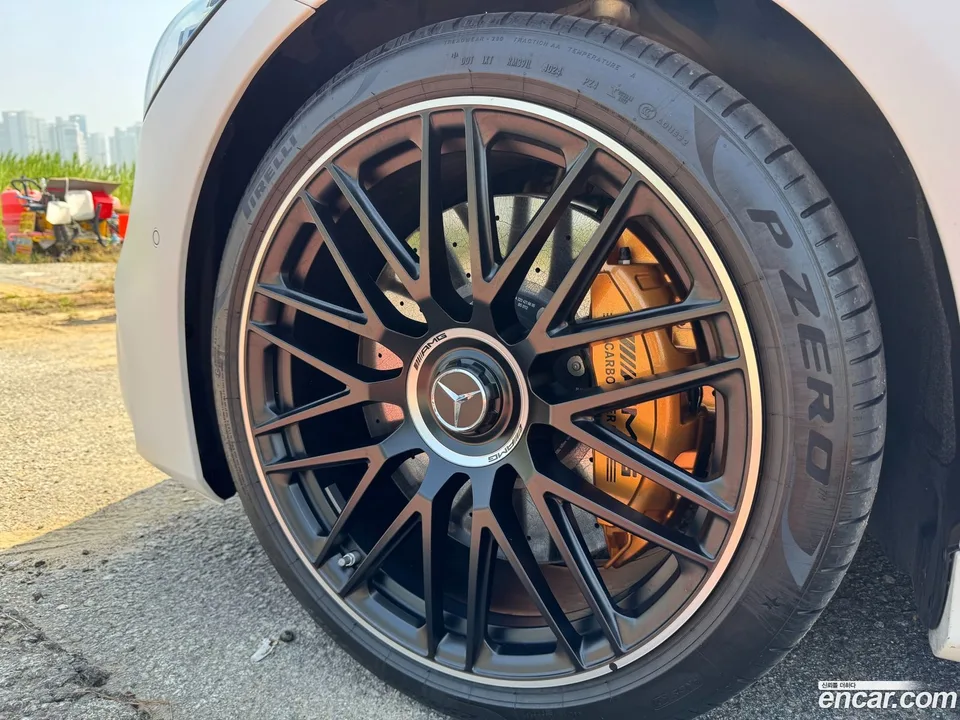 Mercedes-Benz S-Class AMG S63 E 4MATIC 2024 — миниатюра 5