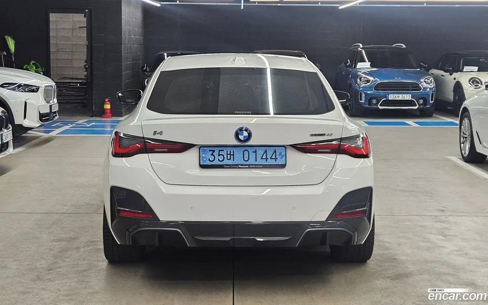 BMW i4 eDrive40 M 2024 — миниатюра 2