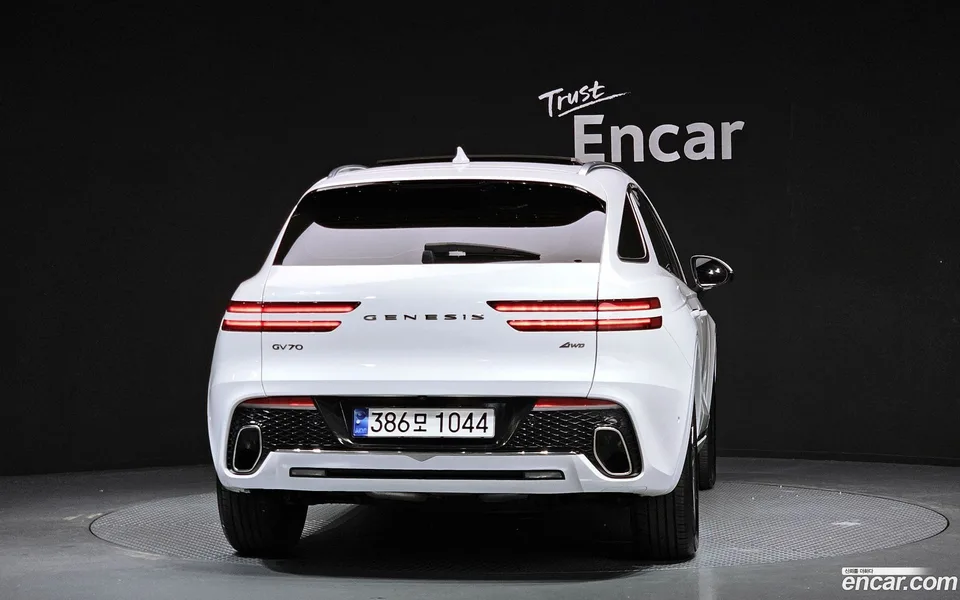 Genesis GV70 2.5T AWD 2023 — миниатюра 4