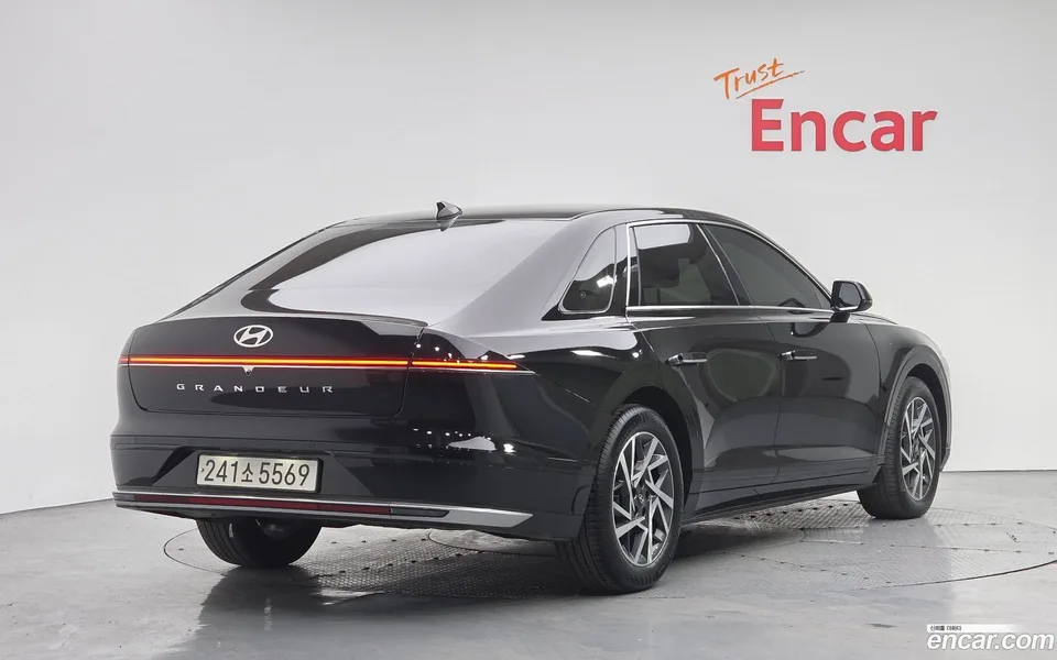 Hyundai Grandeur 2.5 2WD 2024 — миниатюра 2