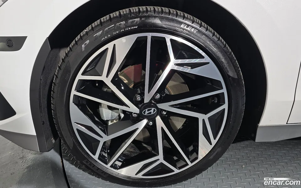 Hyundai Ioniq 6 2023 — миниатюра 5