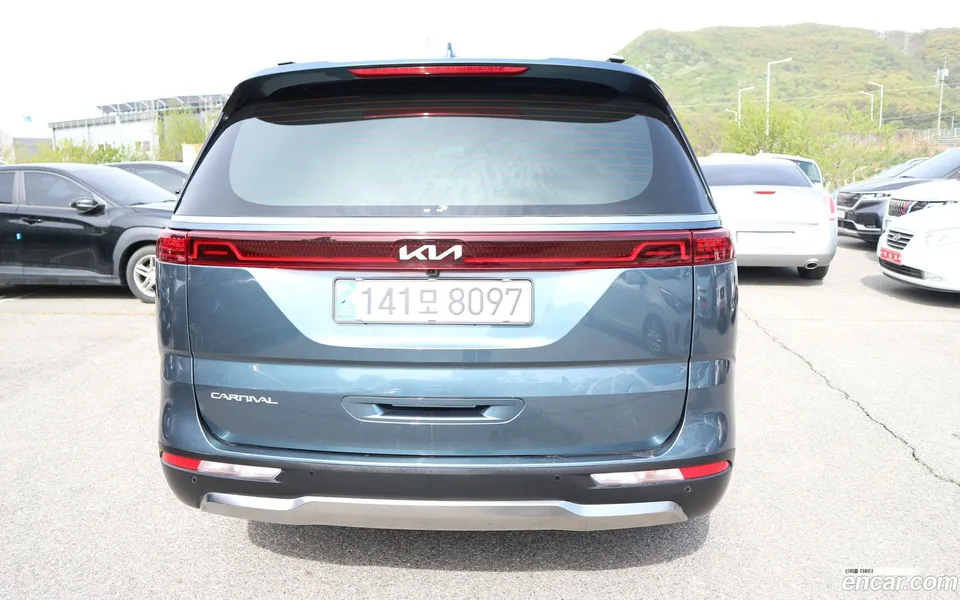 Kia Carnival 9 2023 — миниатюра 4