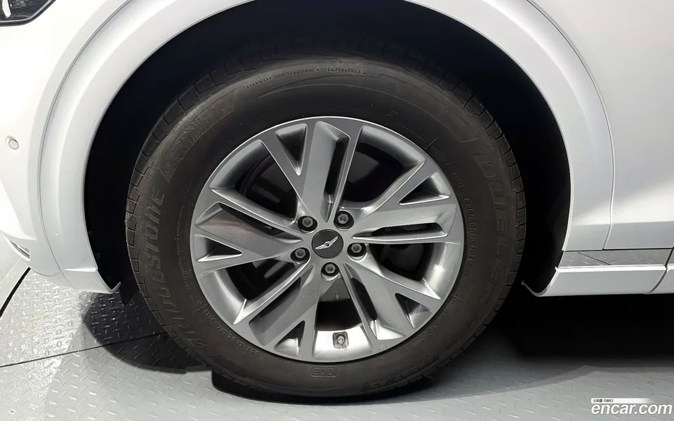 Genesis GV70 2.5T 2WD 2023 — миниатюра 5