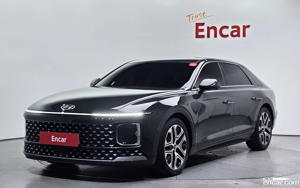 Hyundai Grandeur 3.5 2WD 2023 — фото 1, купить с доставкой в Москву