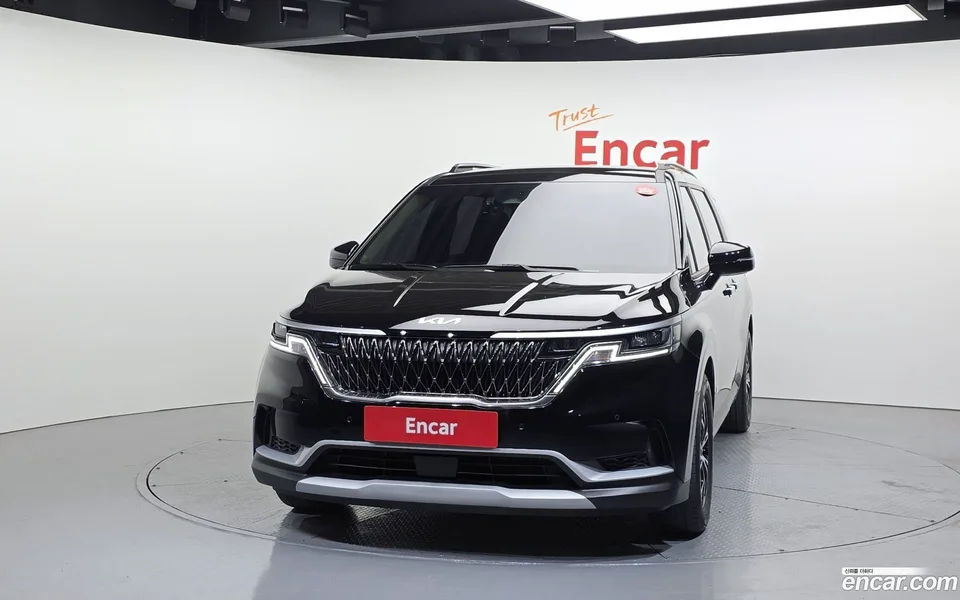 Kia Carnival 9 2023 — миниатюра 3