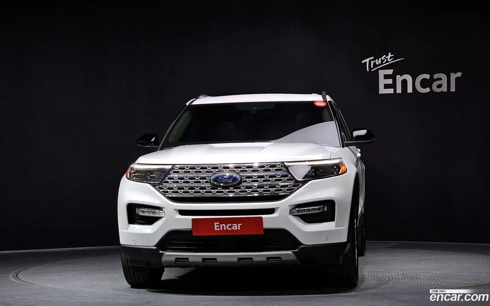 Ford Explorer 2.3 4WD 2023 — миниатюра 3