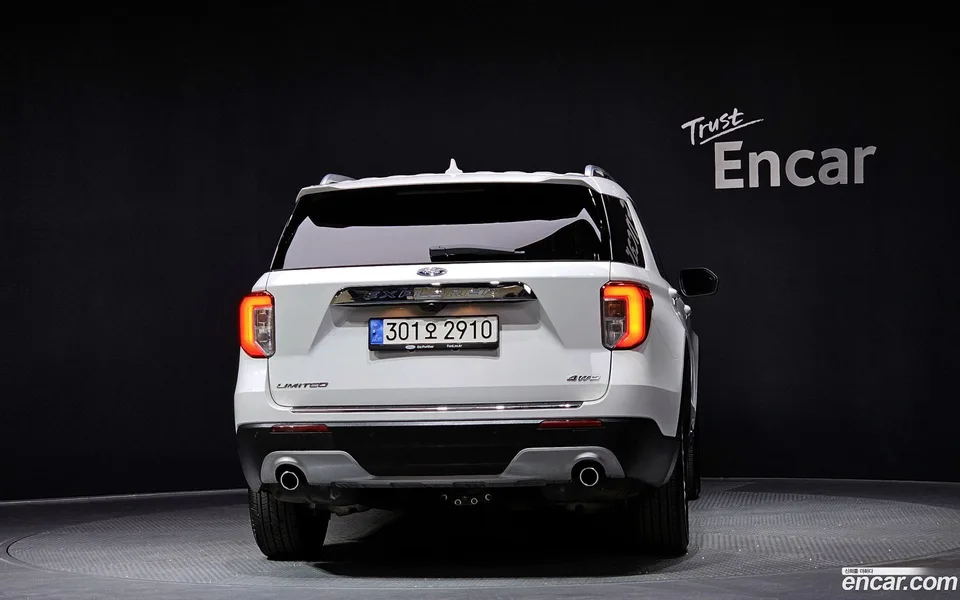 Ford Explorer 2.3 4WD 2023 — миниатюра 4