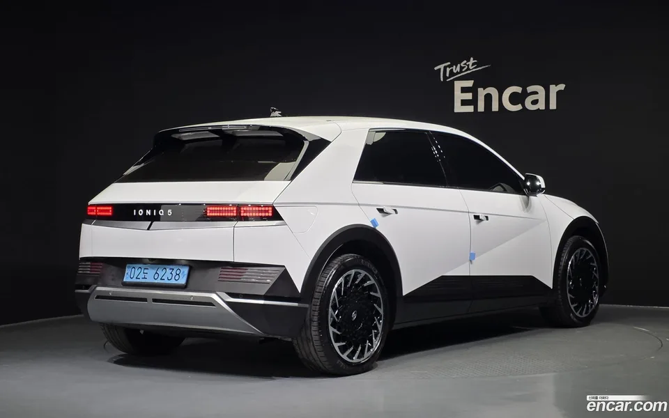 Hyundai Ioniq 5 2024 — миниатюра 2