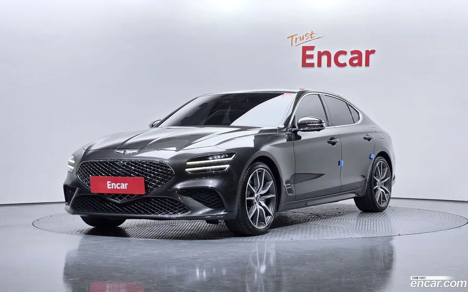 Genesis G70 2.0T 2WD 2022 — фото 1, купить с доставкой в Москву