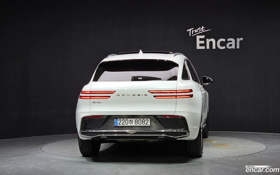 Genesis GV70 2.5T 2WD 2024 — миниатюра 4