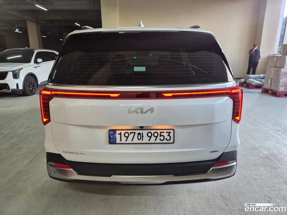 Kia Carnival HEV 9 2024 — миниатюра 2