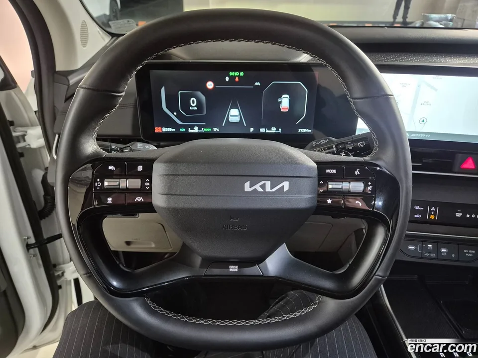 Kia Carnival HEV 9 2024 — миниатюра 4