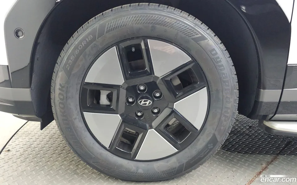 Hyundai Santa Fe HEV 1.6 2WD 2023 — миниатюра 5