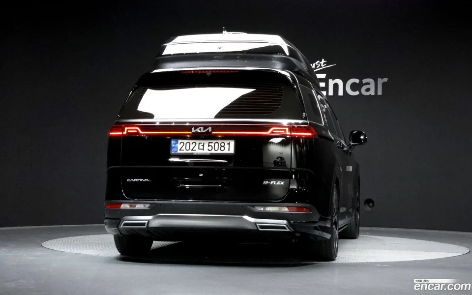 Kia Carnival 9 () 2022 — миниатюра 4