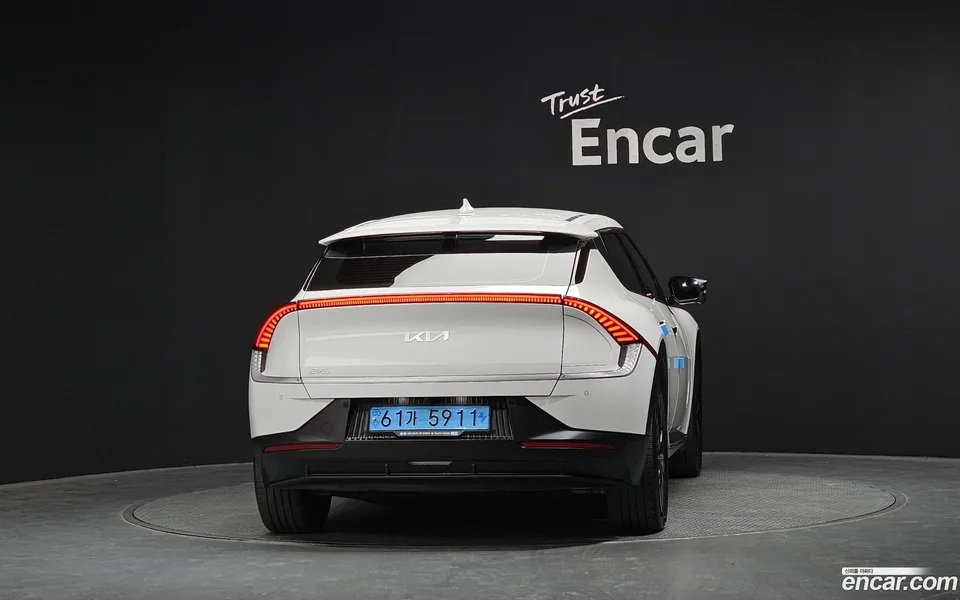 Kia EV6 4WD 2022 — миниатюра 4