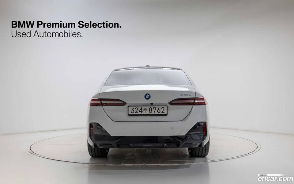 BMW 5 Series 530e M 2025 — миниатюра 4