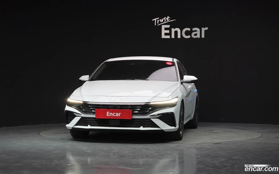 Hyundai Avante CN7 Hybrid 2025 — миниатюра 3