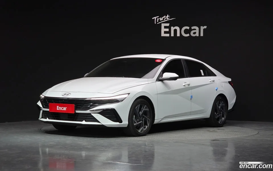 Hyundai Avante CN7 Hybrid 2025 — фото 1, купить с доставкой в Москву