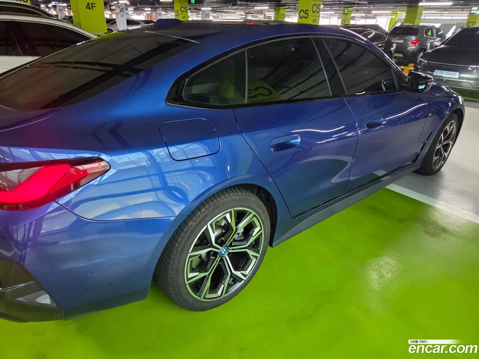 BMW i4 eDrive40 M 2022 — миниатюра 3