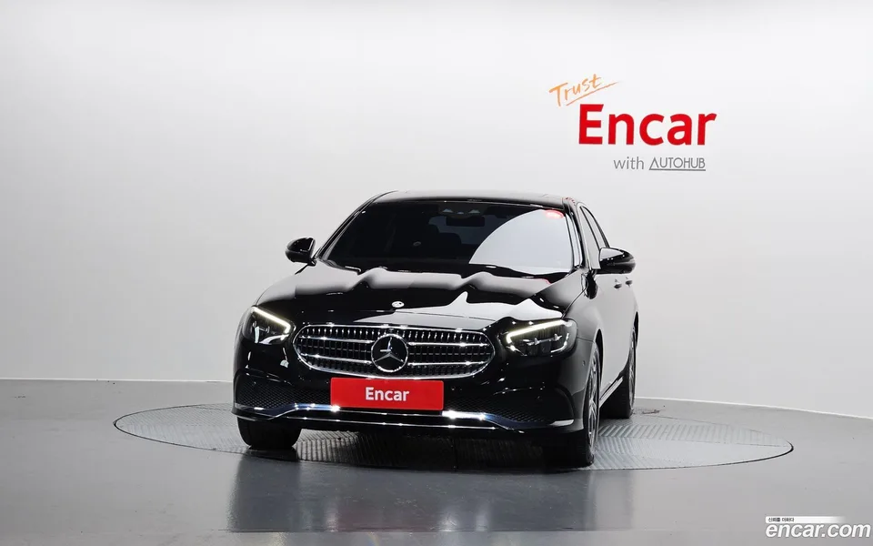 Mercedes-Benz E-Class E250 2023 — миниатюра 3
