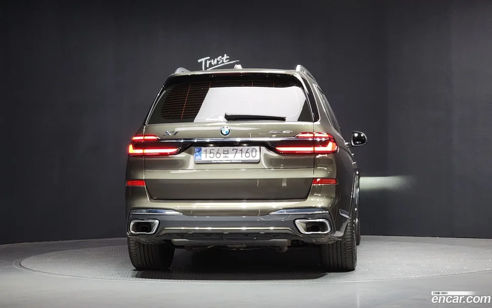 BMW X7 xDrive 40i M 6 2025 — миниатюра 4